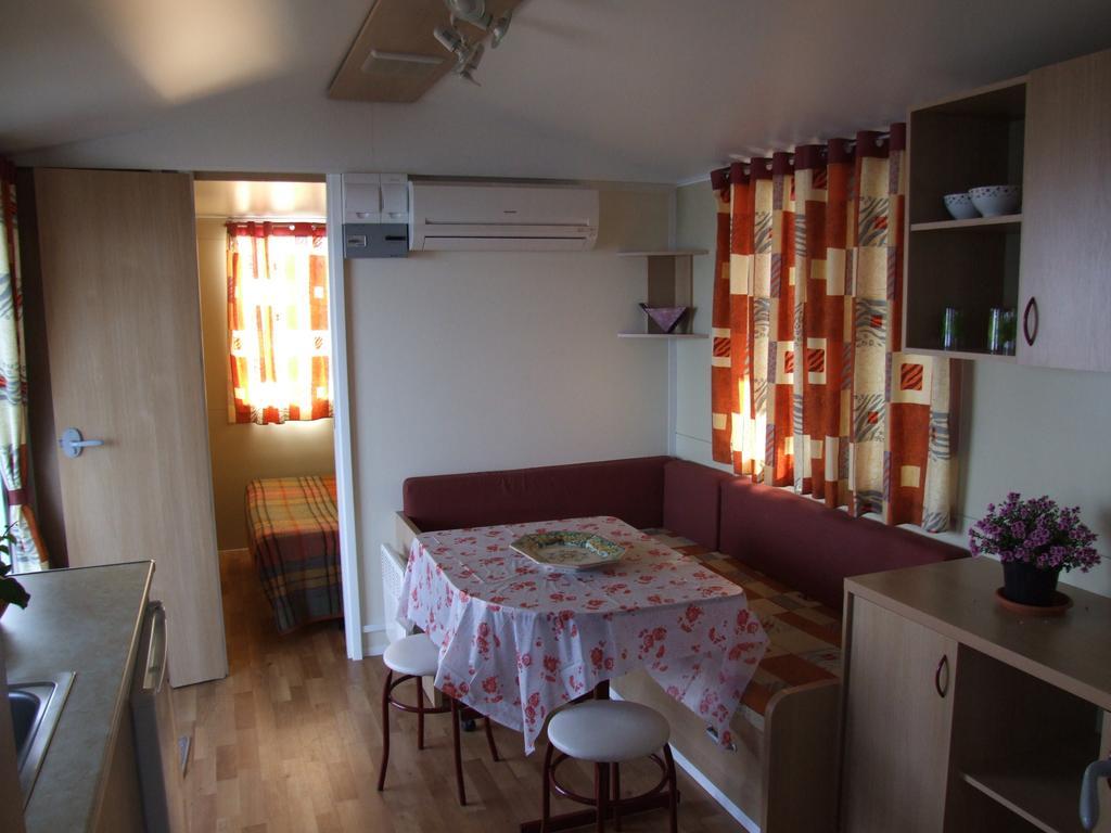 Mobile Home Sea View